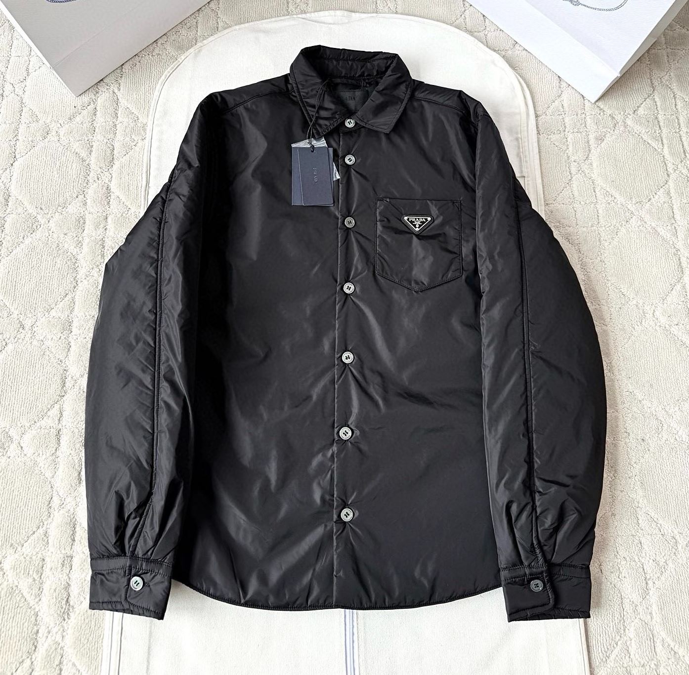 프라다 리나일론 패딩 자켓 TOP팩토리